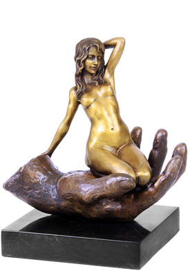 Bronze - Lady on Hand